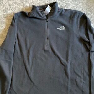 The North Face Men's Grey 1/4 zip pullover